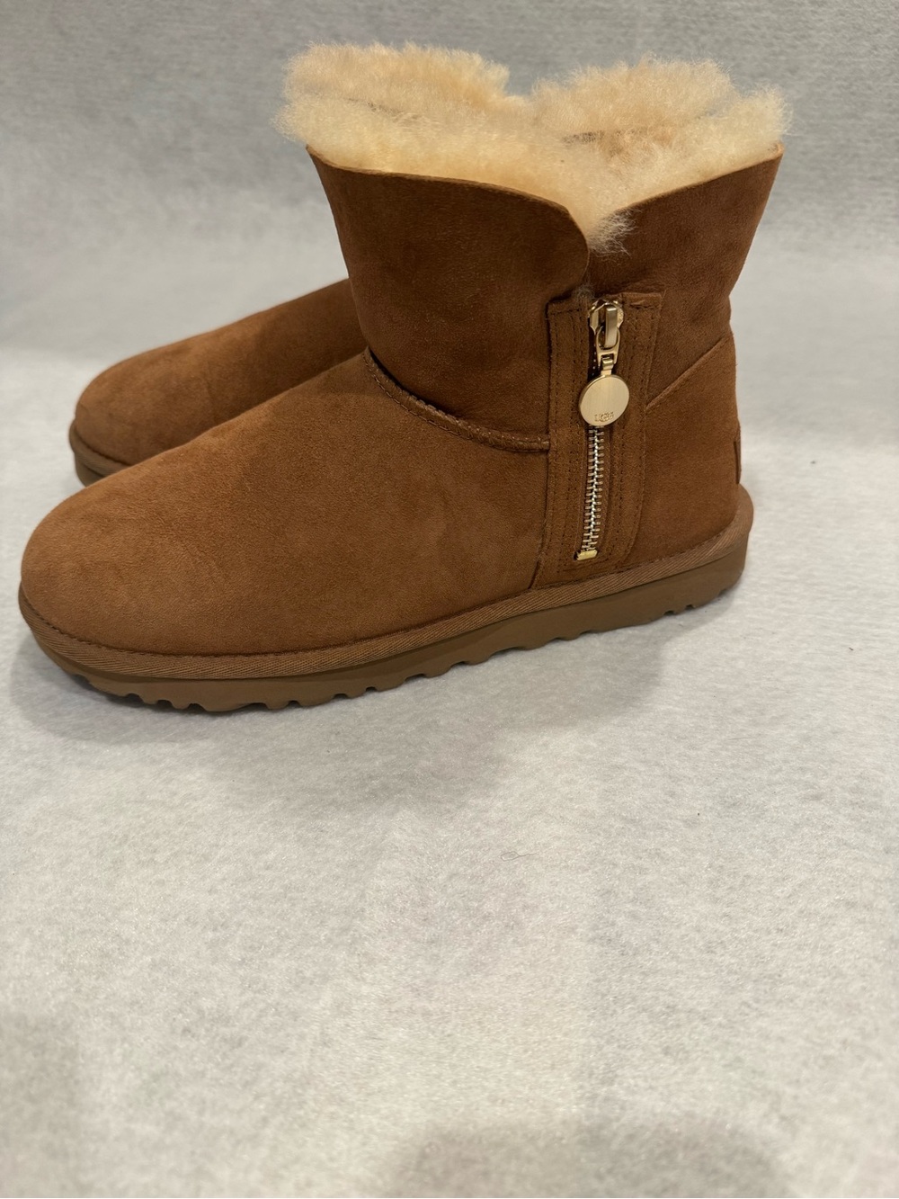 UGG Bailey Zip Mini boot size 9